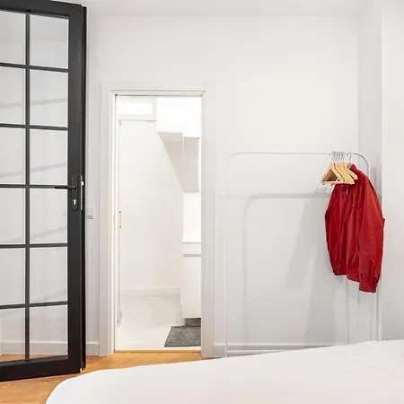 Apartment Altido Elegant Moments From Carmo Convent, In Bairro Alto *