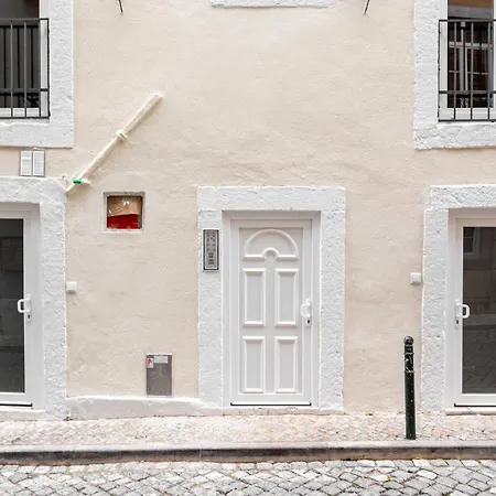 Altido Elegant Moments From Carmo Convent, In Bairro Alto アパート リスボン